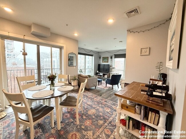 Photo - 55 W Fifth St Unit 310