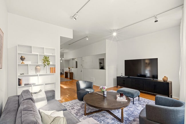 Building Photo - 148 Baxter St Unit SI ID1624478P
