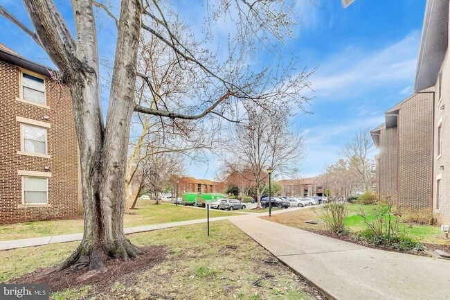 Photo - 18401 Guildberry Dr Unit 104