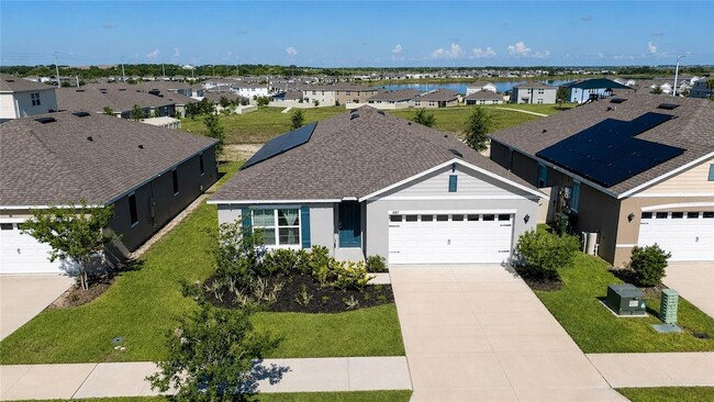 Building Photo - 687 Griffon Ave