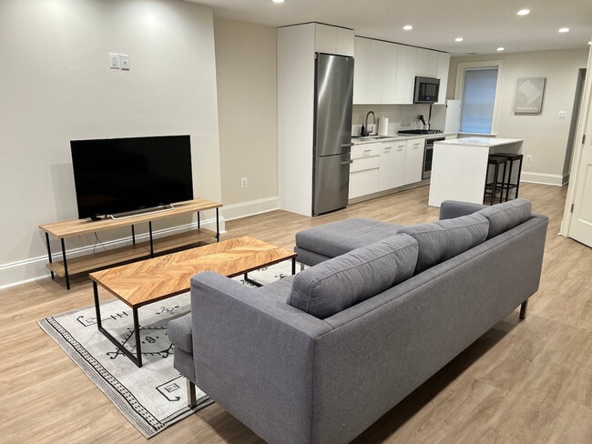 Building Photo - 1820 13th St NW Unit ID1037765P