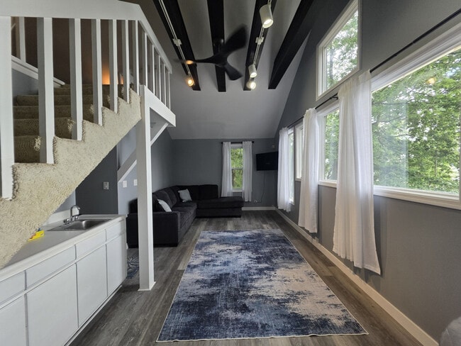 Photo - 135 Cora Ave Unit SI ID1515828P