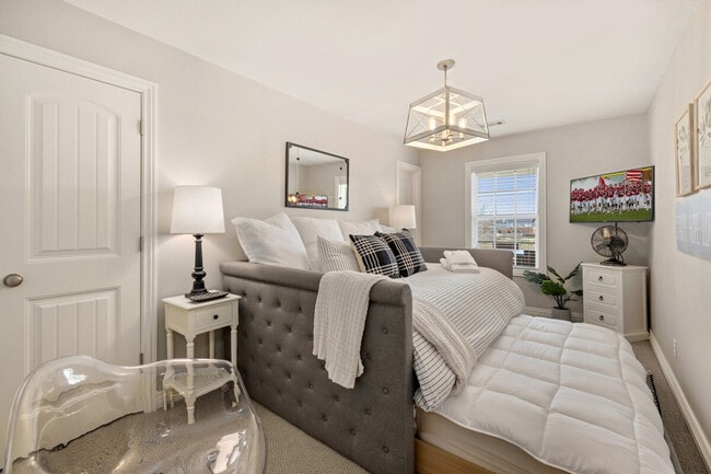 Photo - 473 N Oliver Ave Unit ID1221818P