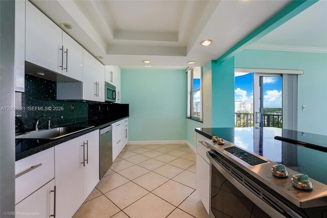 Photo - 11930 N Bayshore Dr Unit 909