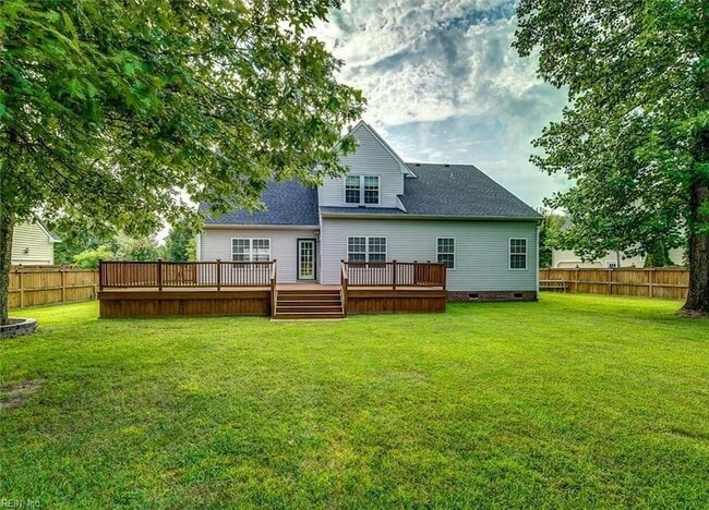 Photo - 1516 Clearwater Ln