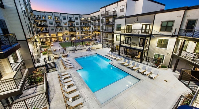 Photo - 455 Legends Pl Unit ID1328015P