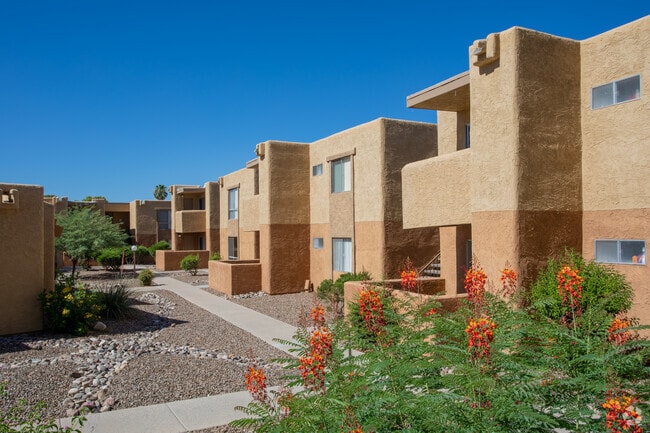 Building Photo - Rio Vista Apartment Homes