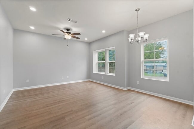 Photo - 16866 W Hammon