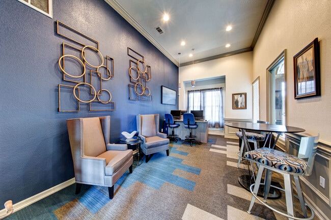 Photo - Regency Dell Ranch Apartments