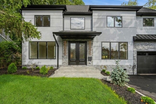 Photo - 66 E Gramercy Pl