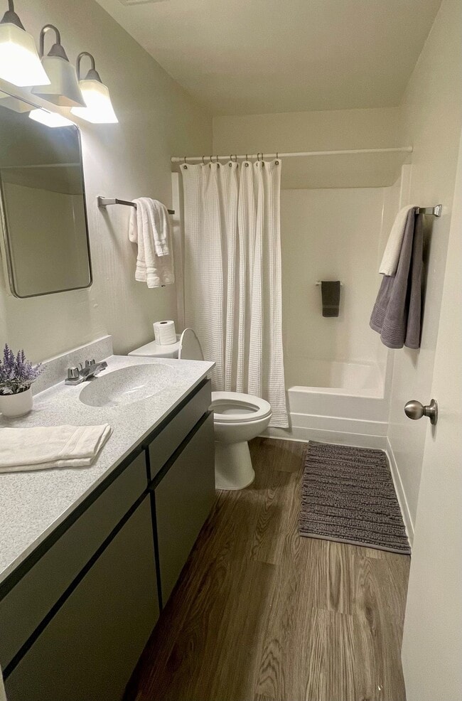 Photo - The Lowell Apartments