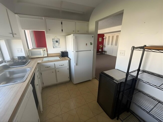 Photo - 17021 N Bay Rd Unit 706