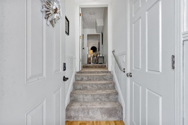 Photo - 338 Tarpon Ave