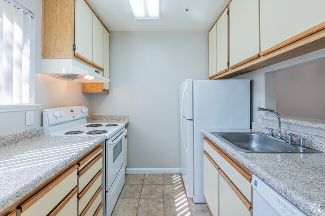 1BR, 1BA - Laurel Creek