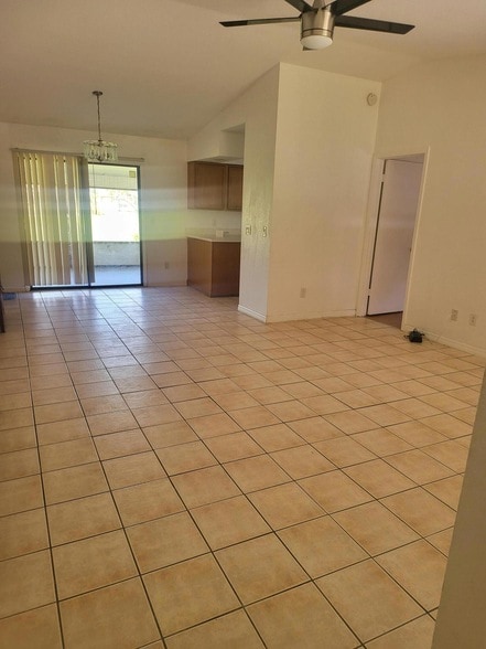Photo - 613 SW Pueblo Terrace