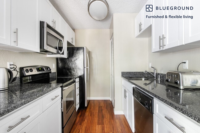 Photo - 877 Heatherstone Way Unit FL2-ID442