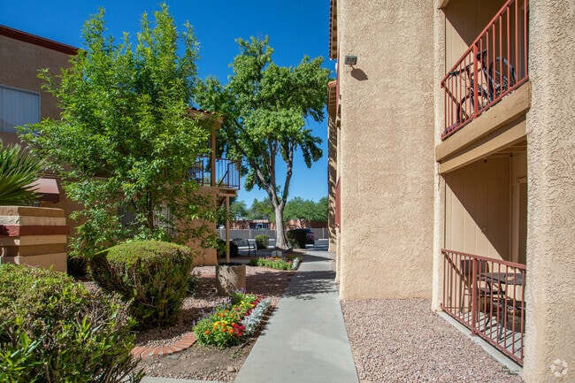 Photo - The Edison Apartments