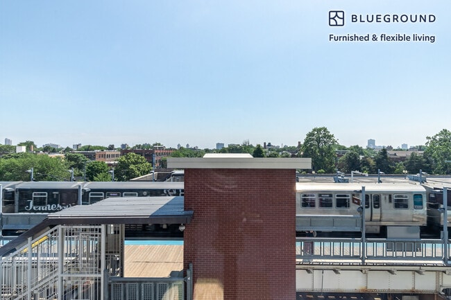 Photo - 4346 N Honore St Unit FL4-ID400