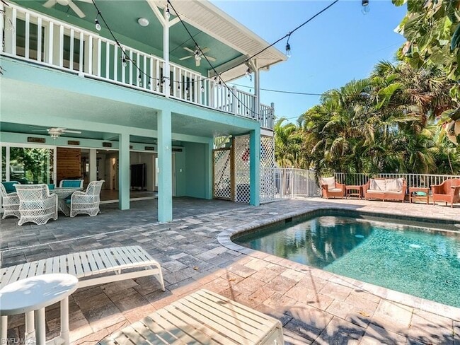 Building Photo - 6020 Cypress Ln