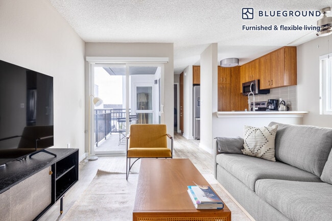 Building Photo - 615 S Catalina Ave Unit FL2-ID439