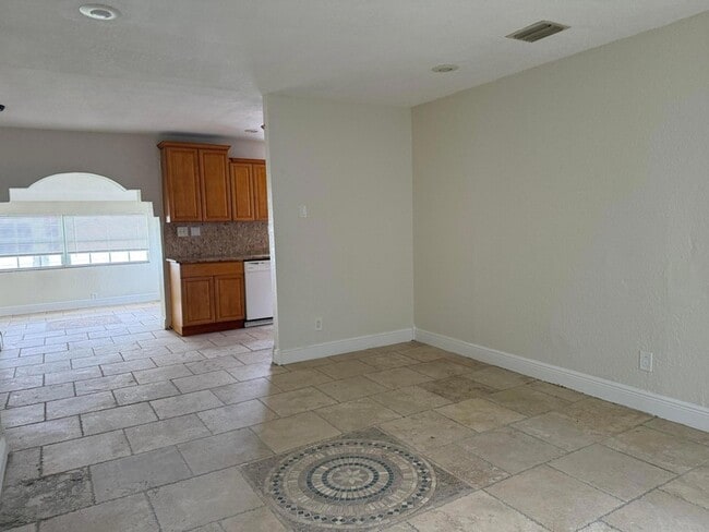 Photo - 1751 NW 34th Ave