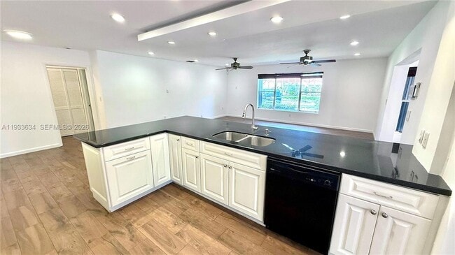 Photo - 11890 SW 72nd Pl