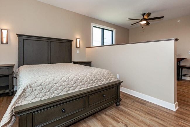 Photo - Isaac Executive Suites