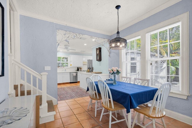 Photo - 441 28th St Unit ID1397586P