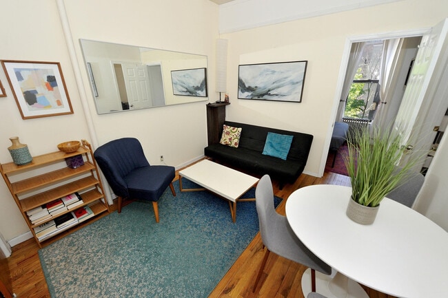 Building Photo - 721 10th Ave Unit FL4-ID1039028P