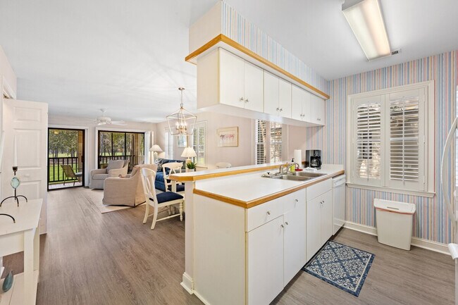 Photo - 366 Masters Dr Unit SI ID1253369P