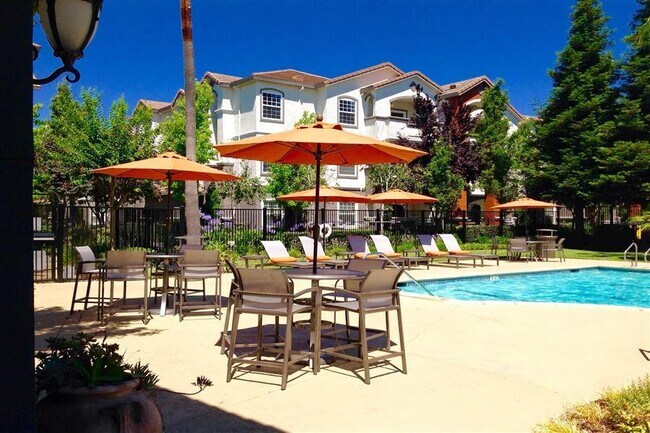 Photo - Park Crossing