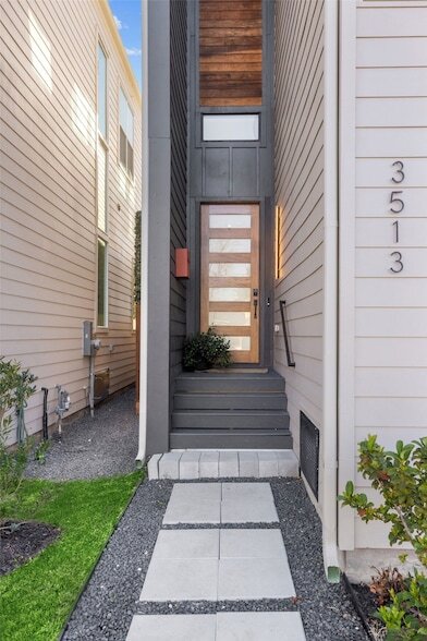 Photo - 3513 Castor St