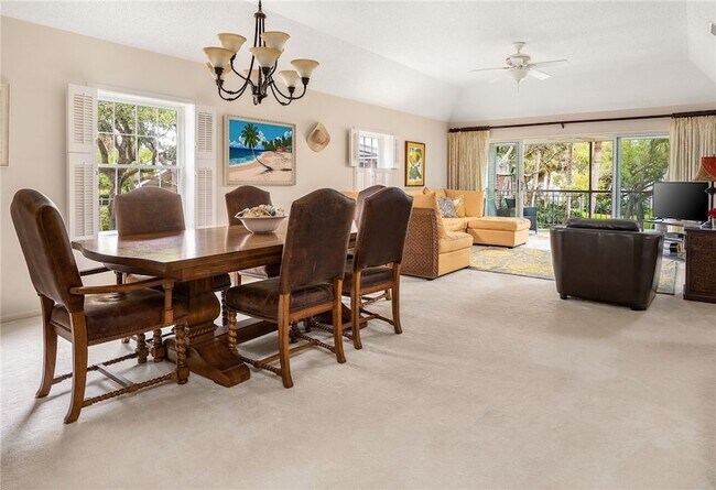 Photo - 101 Park Shores Cir Unit 2W