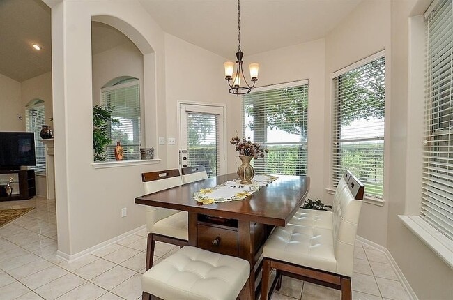 Photo - 1306 Ventura Canyon Dr