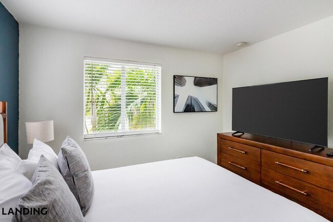 Photo - 1140 SE 24th Rd Unit 19-2384