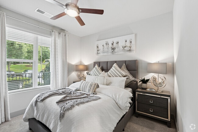 1BR,1BA - 800SF - Bedroom - District Station