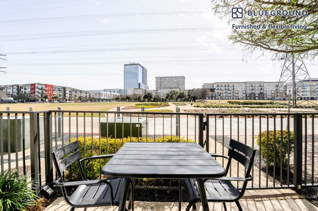 Photo - 3001 Esperanza Crossing Unit FL0-ID302