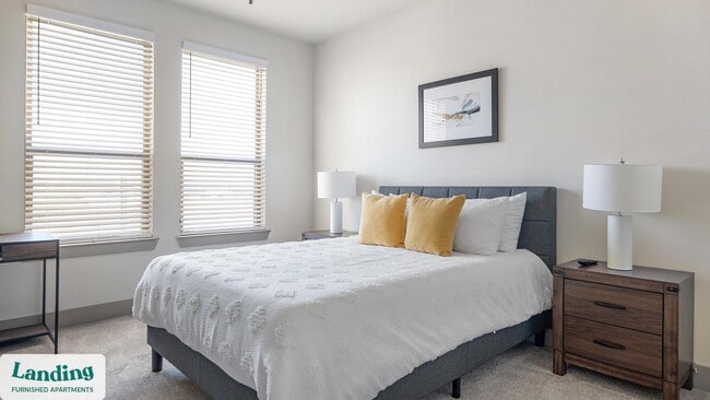 Photo - 12500 Shadowglen Trce Unit 8307