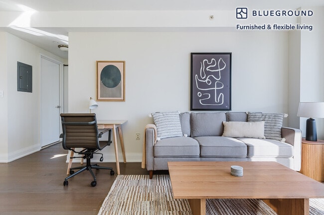 Photo - 125 W 31st St Unit FL33-ID1651