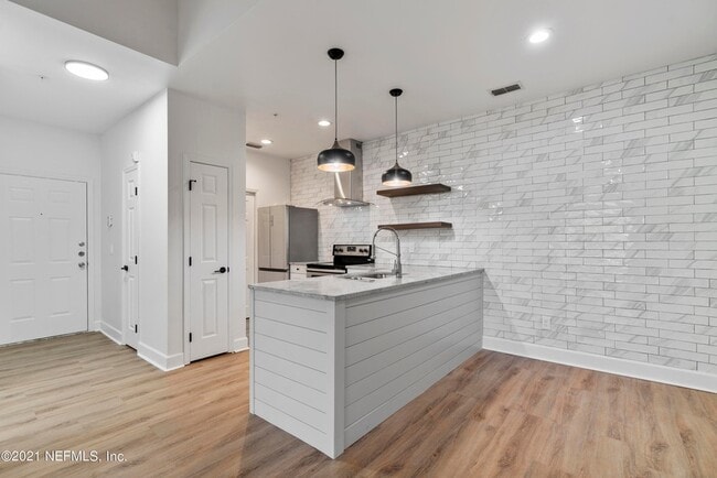 Photo - 230 Colima Ct Unit 937