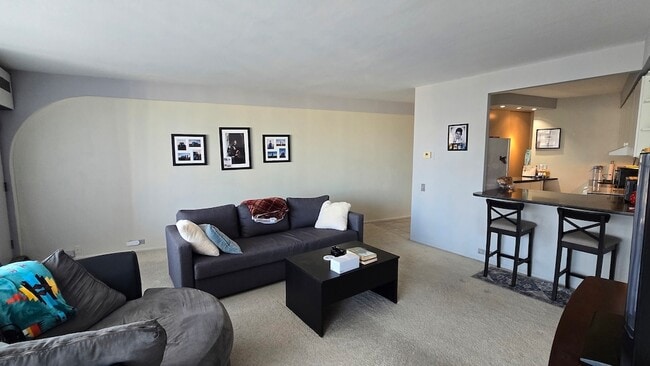 Photo - 300 N State St Unit 3909