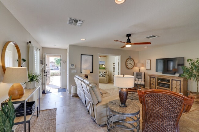 Photo - 22303 Bishop Dr Unit SI ID1386014P
