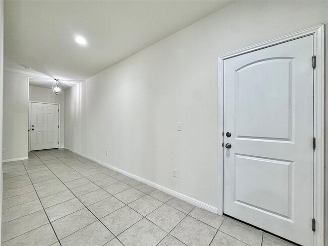 Photo - 320 La Escalera Dr