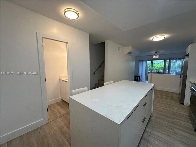 Photo - 10900 SW 104th St Unit 322