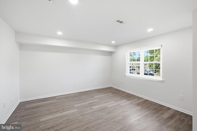 Photo - 1006 N York Rd