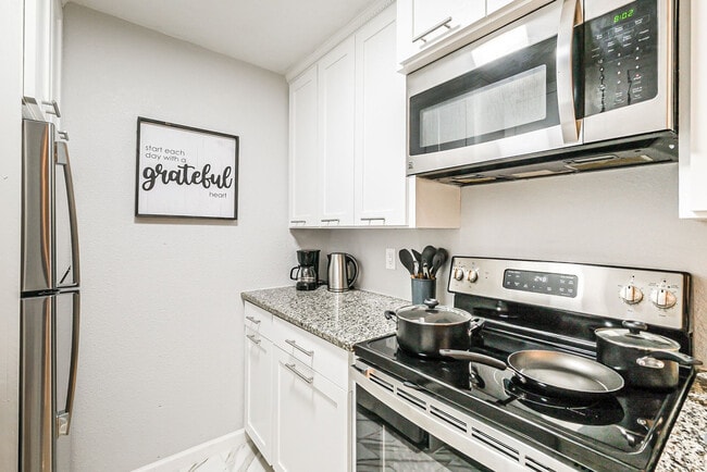 Photo - 2507 Montrose Blvd Unit ID1316395P