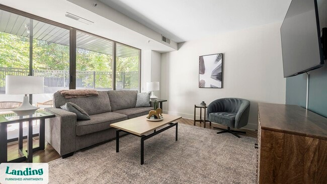 Building Photo - 1550 Clarendon Blvd Unit 105.1410146