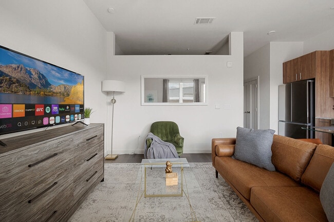 Photo - 2232 Empire Central Dr Unit ID1018236P