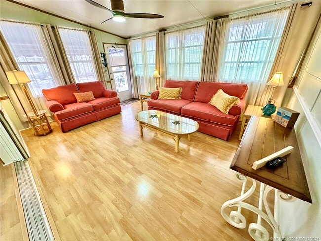 Building Photo - 855 Nettles Blvd Unit SI ID1537521P
