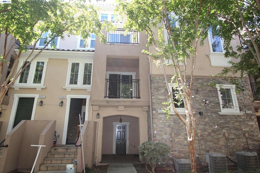 Photo - 4336 Fitzwilliam St